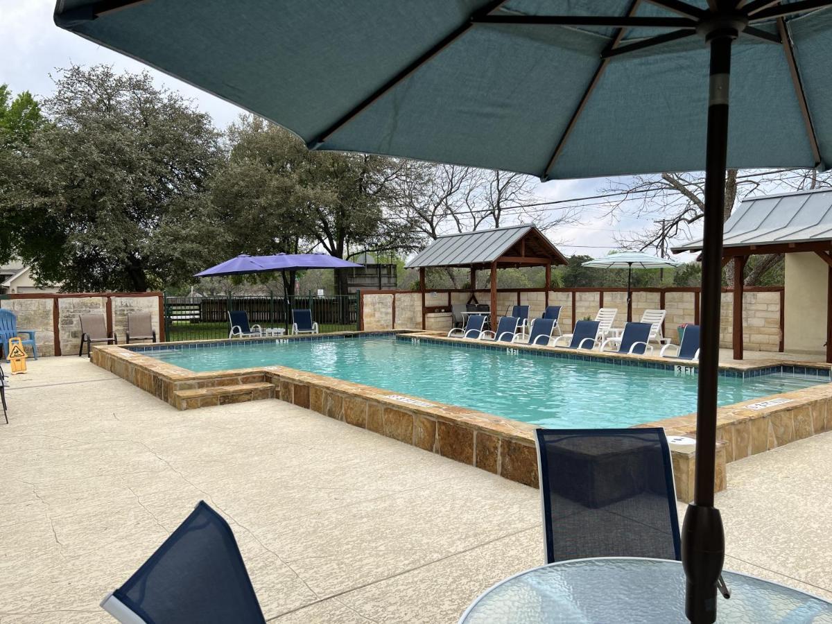 Gruene Cottages نيو بروانفيلز المظهر الخارجي الصورة
