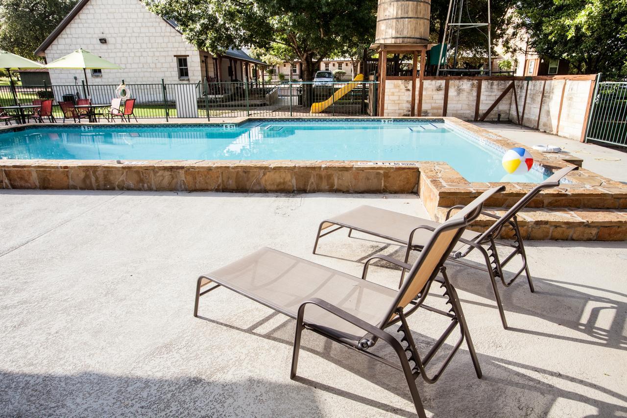 Gruene Cottages نيو بروانفيلز المظهر الخارجي الصورة