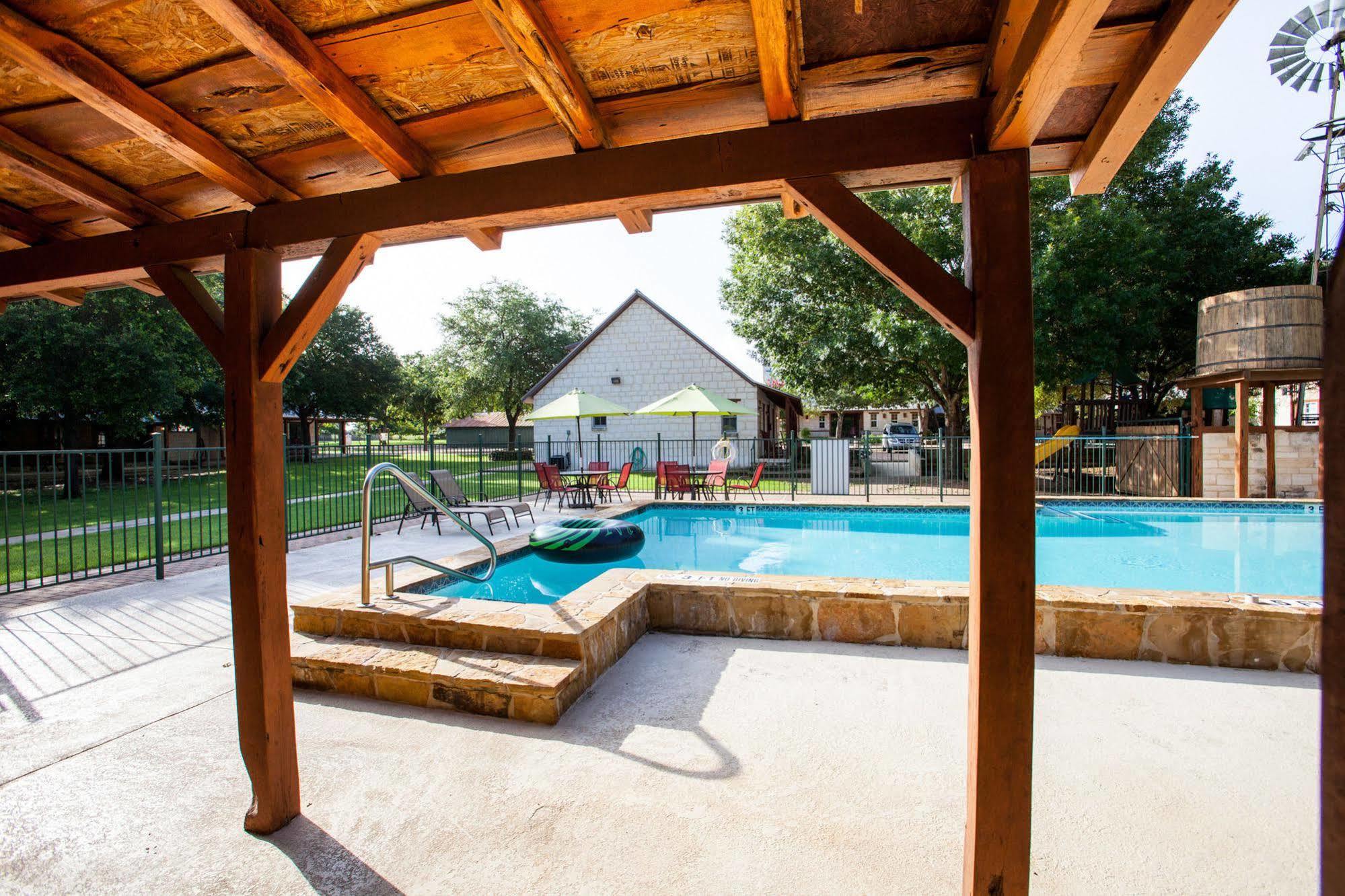 Gruene Cottages نيو بروانفيلز المظهر الخارجي الصورة